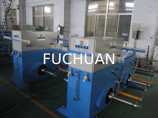 Máy xoắn đôi dây đồng hoạt động Bốn trục Bobbins Đường kính 800