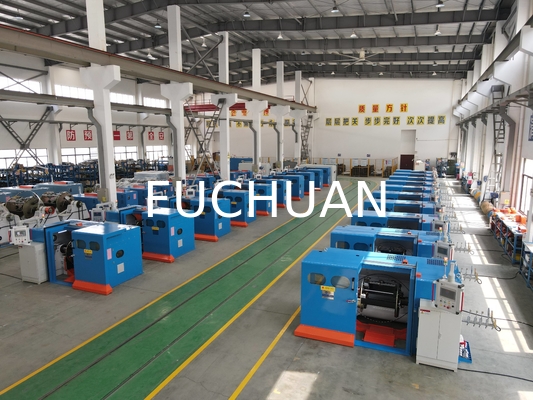 Máy tự động nối dây đồng chạy bằng điện với điện áp 220V / 380V và công suất 7,5KW